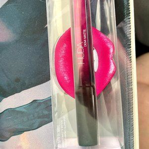 Huda Beauty Demi Matte Creme Lipstick